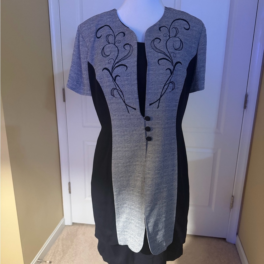 Casual Sheri Martin Black and Gray beautiful detail Dress